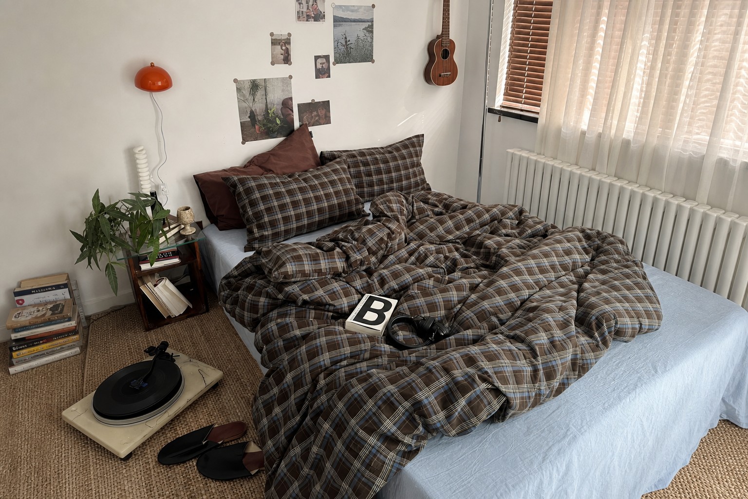Vintage brown plaid cotton bedding in a warm bedroom